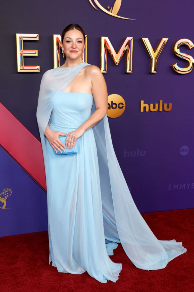 Abby Elliott attends the 76th Primetime Emmy Awards