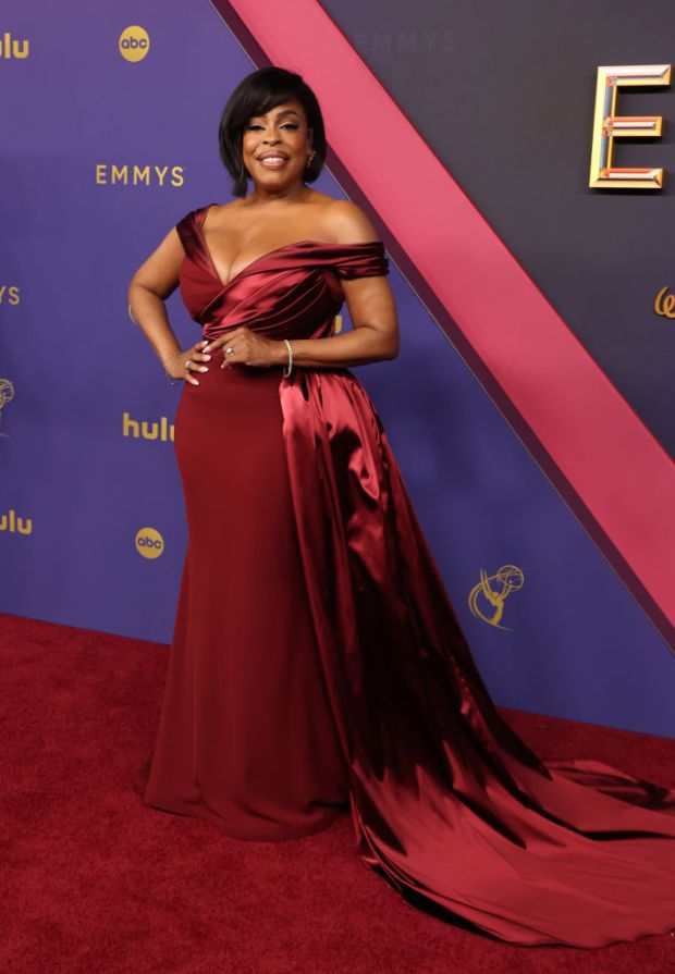 Niecy Nash-Betts attends the 76th Primetime Emmy Awards