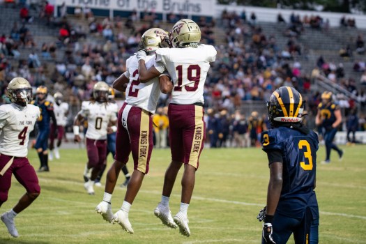 So far, we've included exlusive analysis from staff writers Larry Rubama and Marty O'Brien, a weekly 757Teamz MVP and 757 Big Play, plus featured our favorite picture our photographers snapped at the previous week's games.